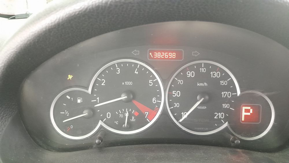 پژو-206 صندوقدار-1388