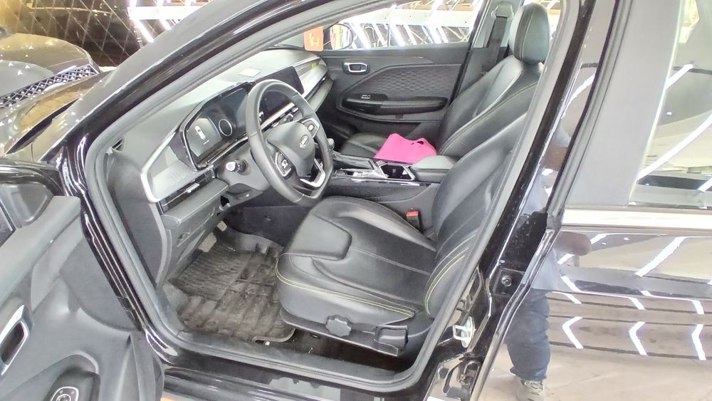 ام وی ام-X33-1403