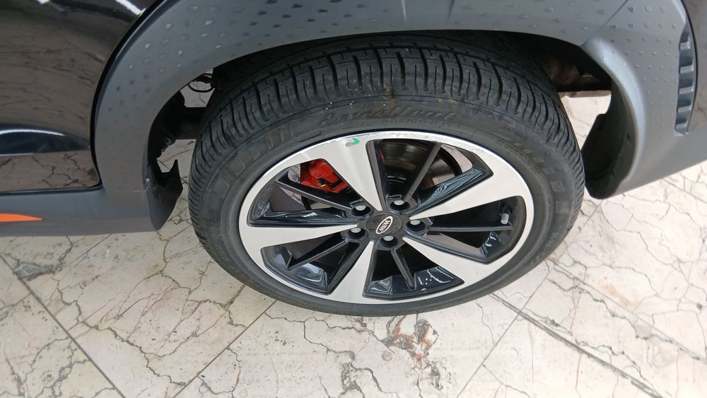 ام وی ام-X33-1403