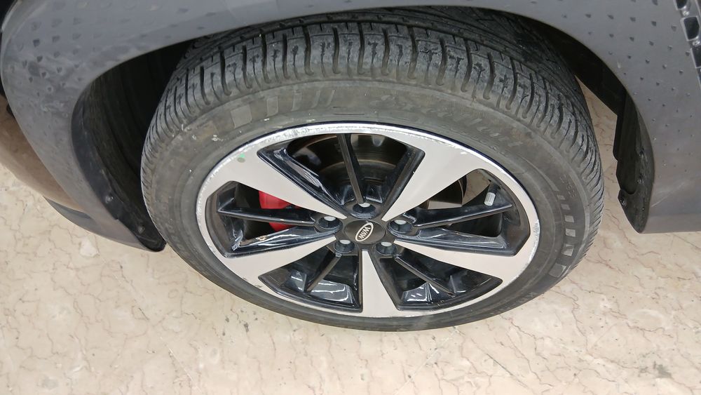 ام وی ام-X33-1403