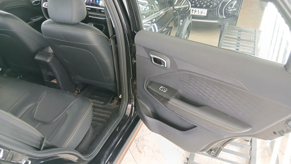 ام وی ام-X33-1403