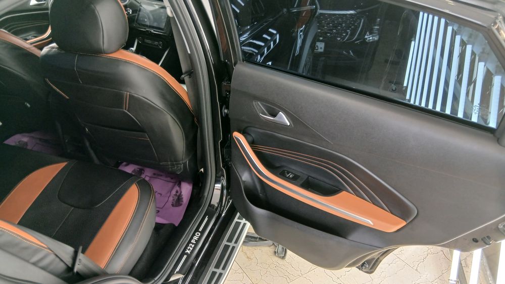 ام وی ام-x22-1404