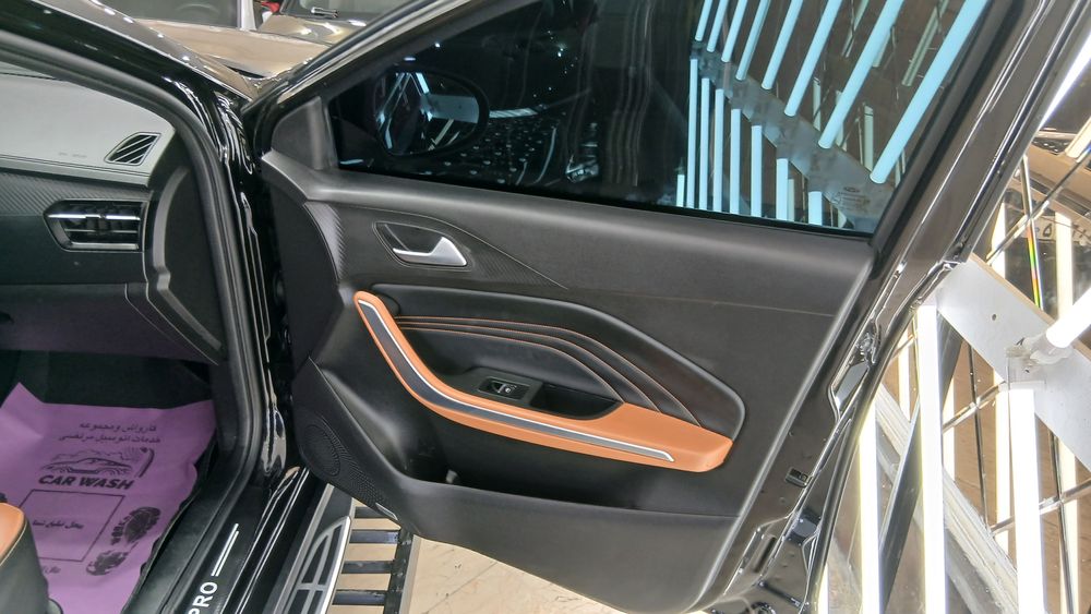 ام وی ام-x22-1404