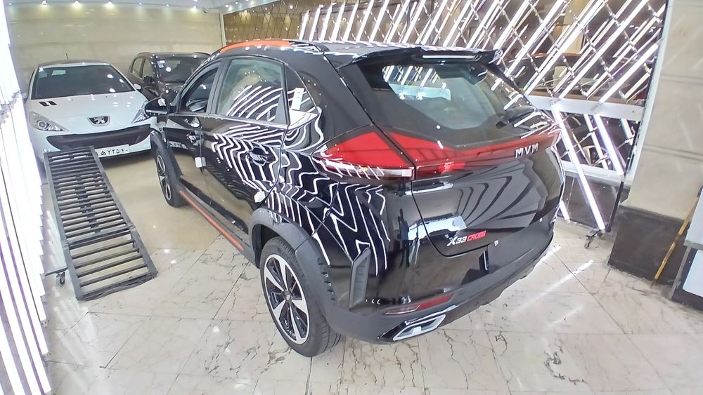 ام وی ام-X33-1403