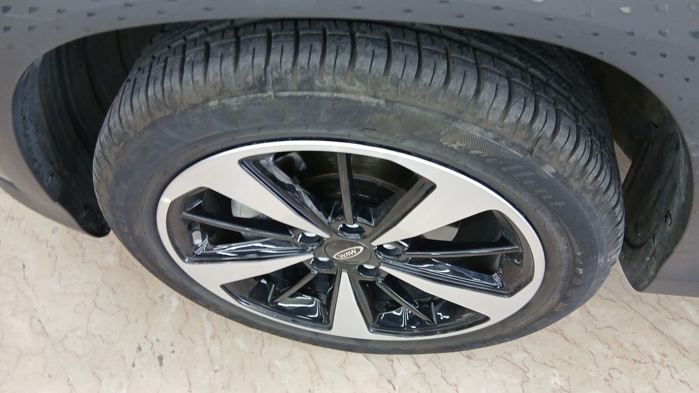 ام وی ام-X33-1403