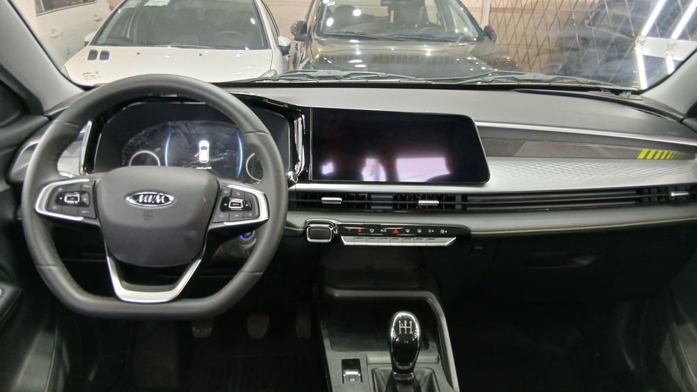 ام وی ام-X33-1403