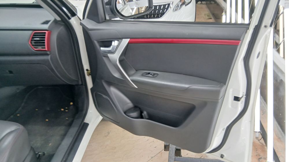 ام وی ام-X33 S-1396