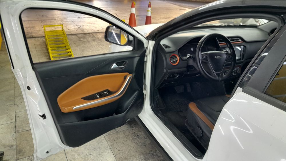 ام وی ام-x22-1396