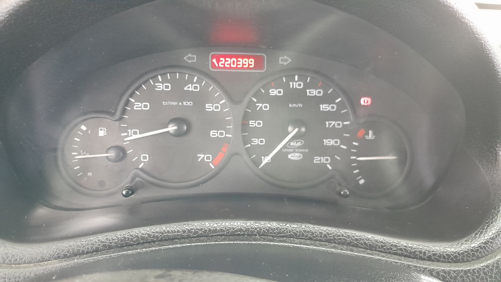 پژو-206-1390