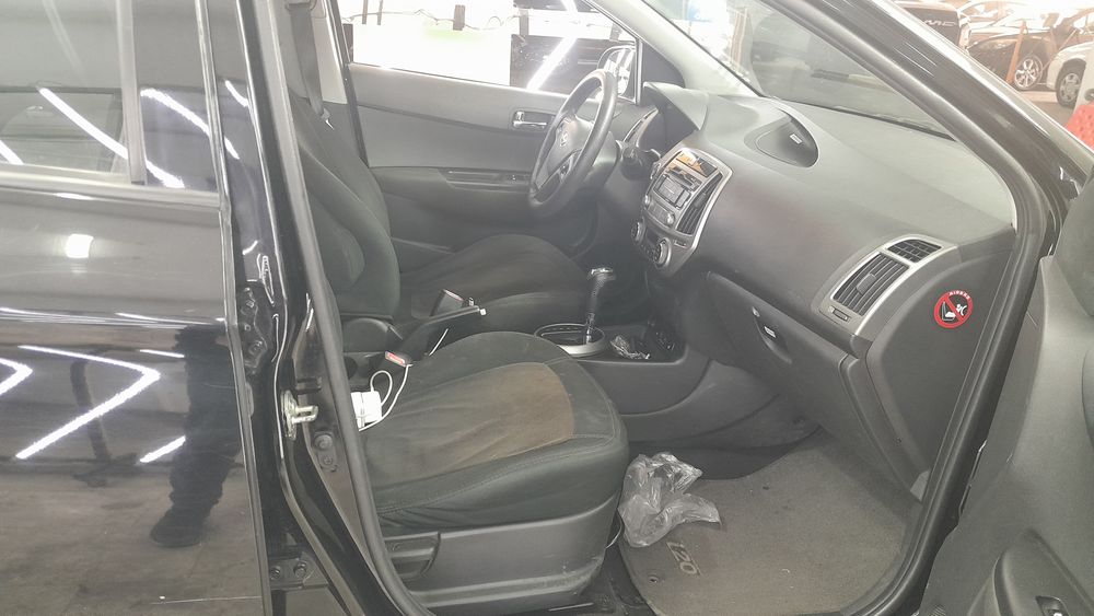 هیوندای-i20-2015