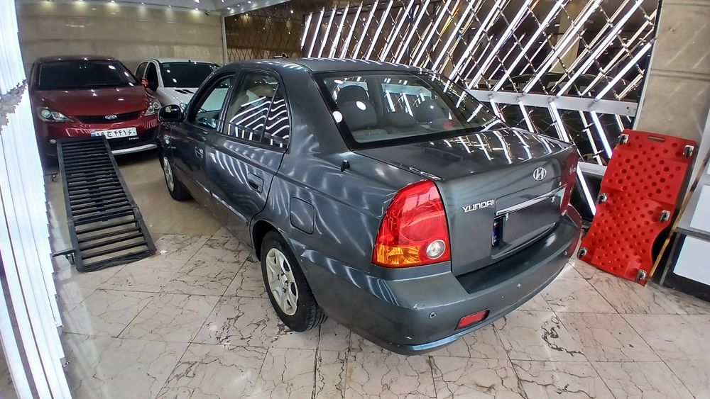 هیوندای-ورنا-1385