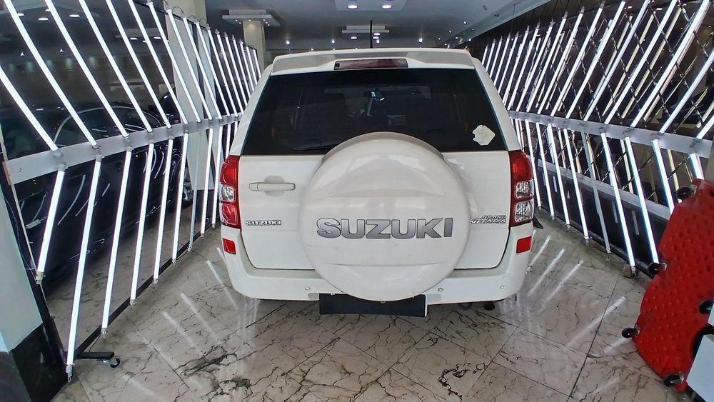 سوزوکی-ویتارا-2008
