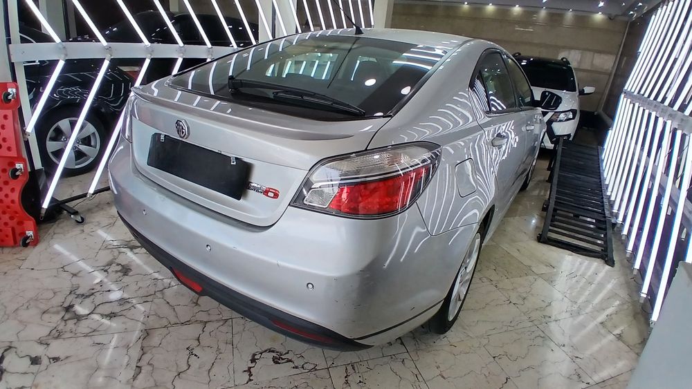 ام جی-ام جی 6-2012