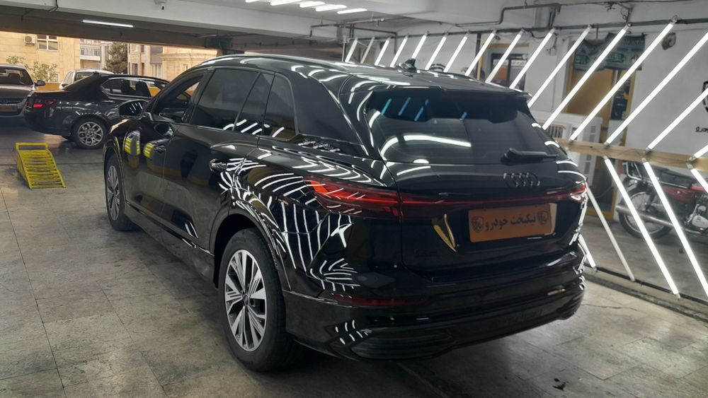 آئودی-Q5 e-tron برقی-2024
