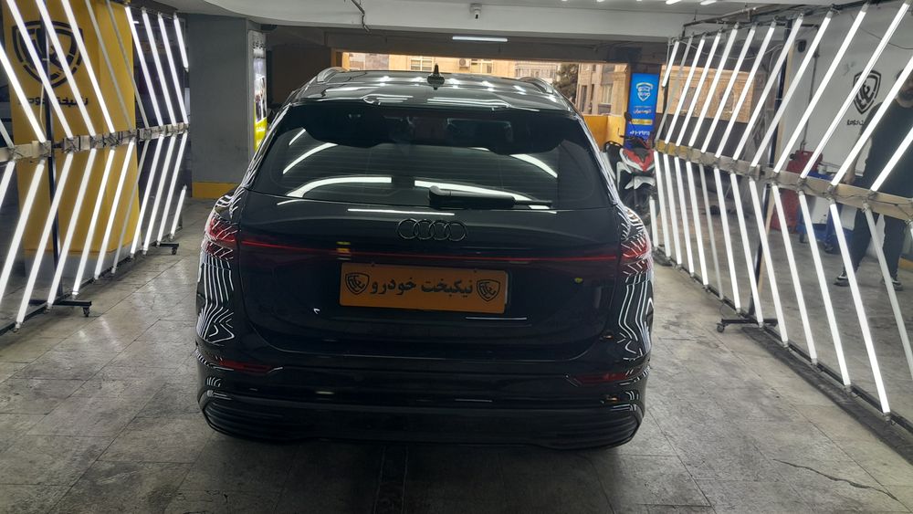 آئودی-Q5 e-tron برقی-2024