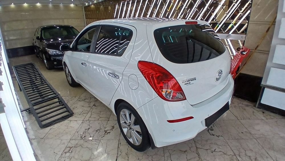 هیوندای-i20-2013