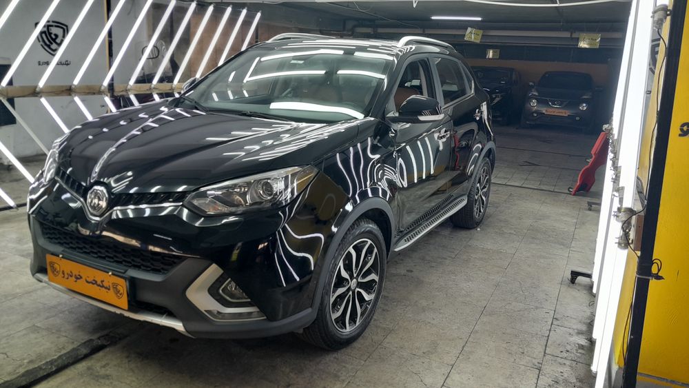 ام جی-GS-2017