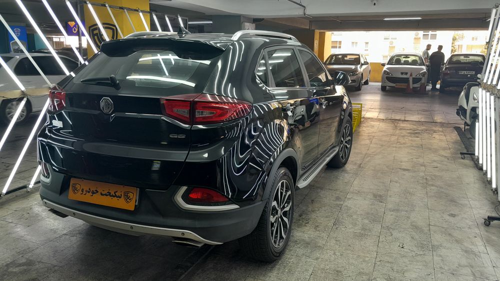 ام جی-GS-2017