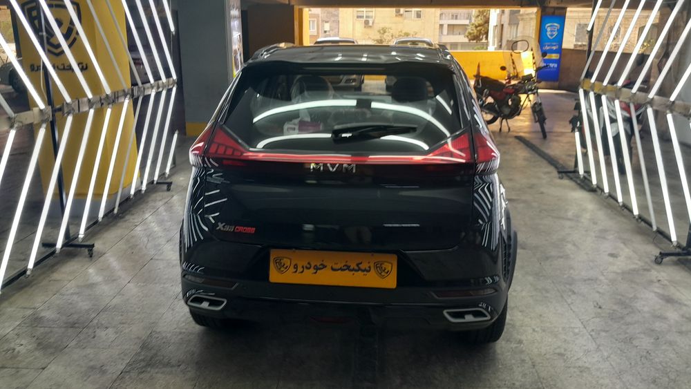 ام وی ام-X33-1403