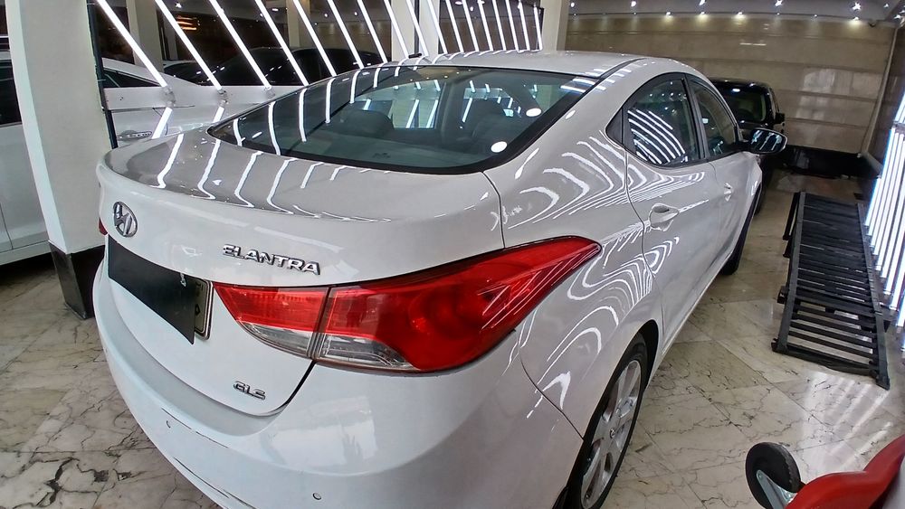 هیوندای-النترا-2014
