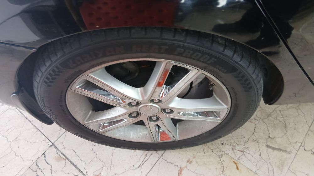 هیوندای-i30-2012