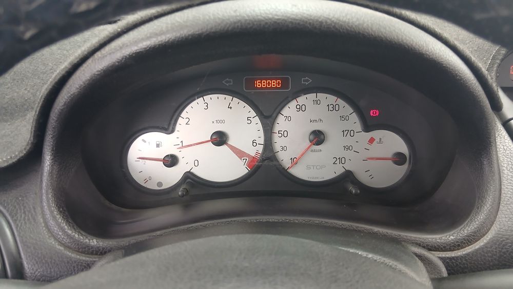 پژو-206 صندوقدار-1390
