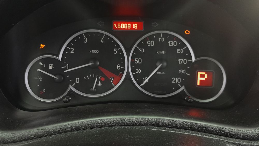 پژو-206 صندوقدار-1389
