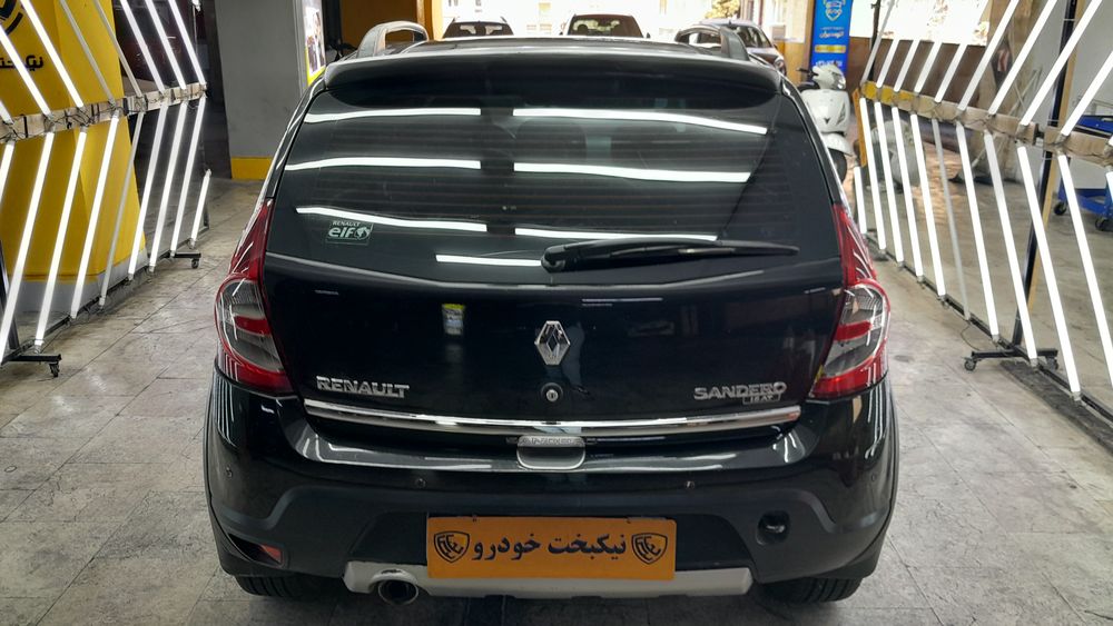 رنو-ساندرو استپ وی-1396