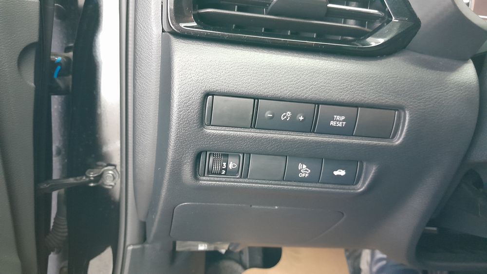 نیسان-SYLPHY-2024