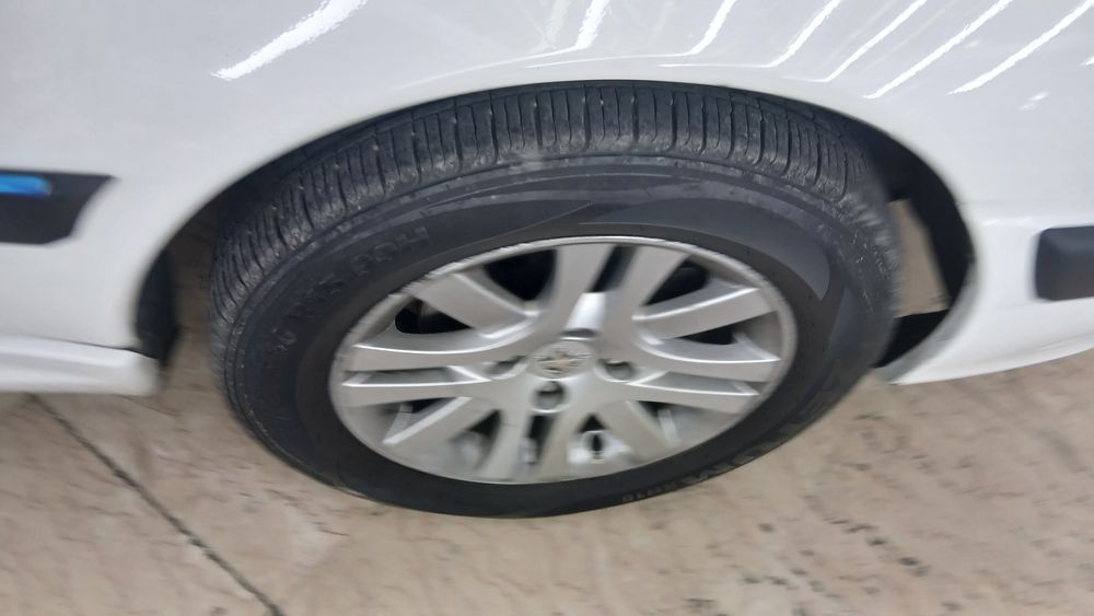 پژو-پارس LX tu5-1398