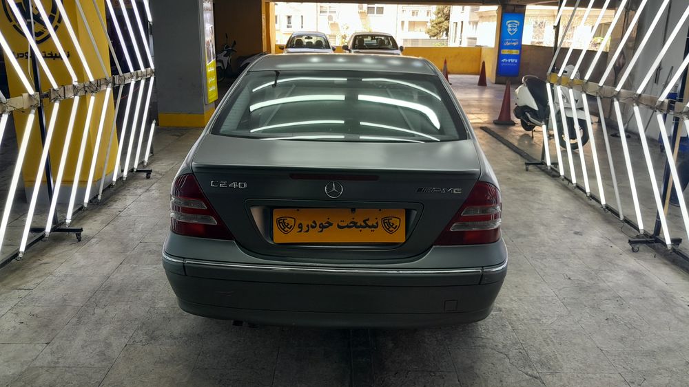 بنز-C-2008