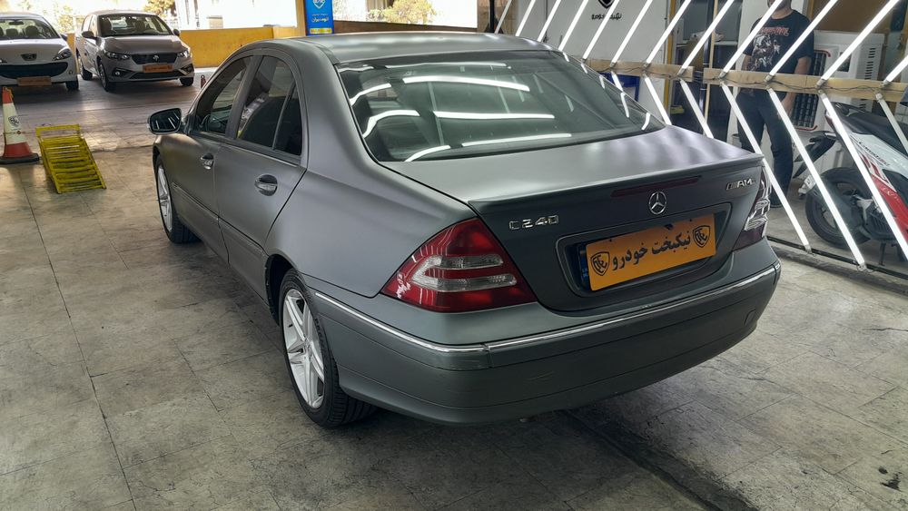 بنز-C-2008