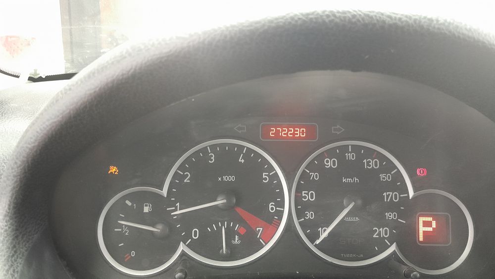 پژو-206 صندوقدار-1390