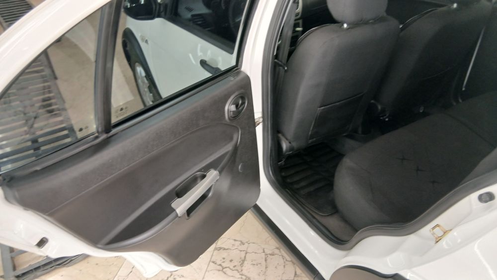 کوئیک-R-1402