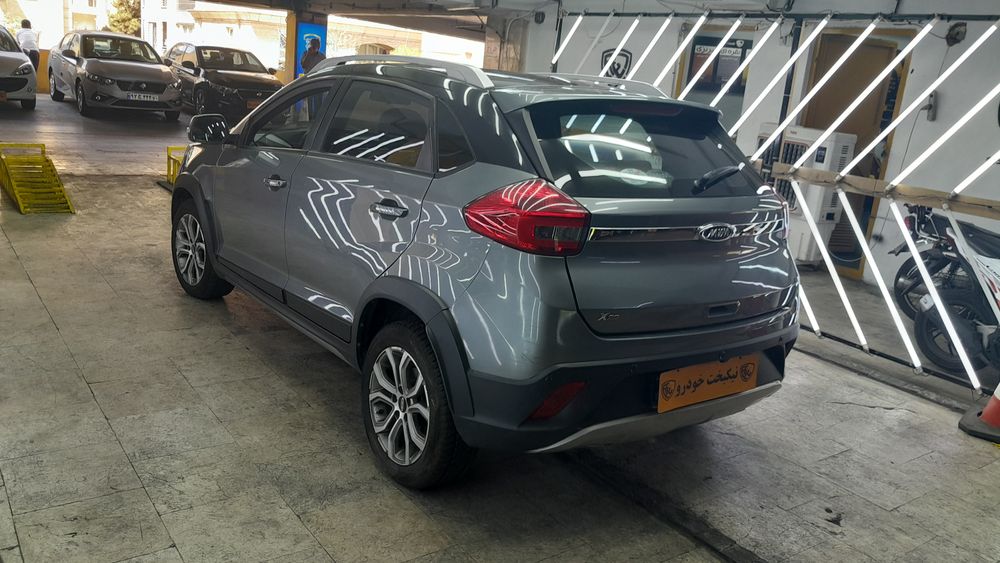 ام وی ام-x22-1396