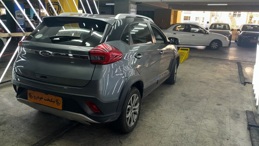 ام وی ام-x22-1396