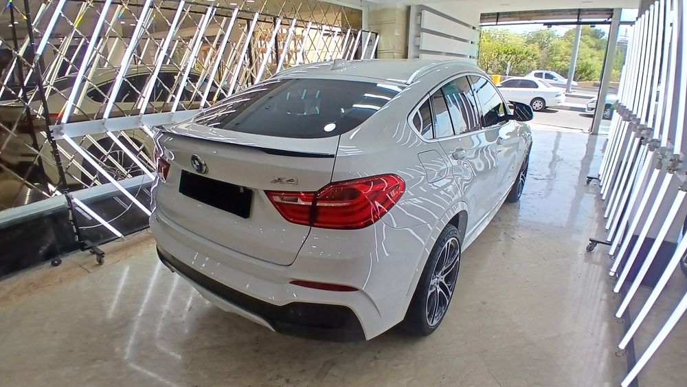 بی ام و-X4-2016