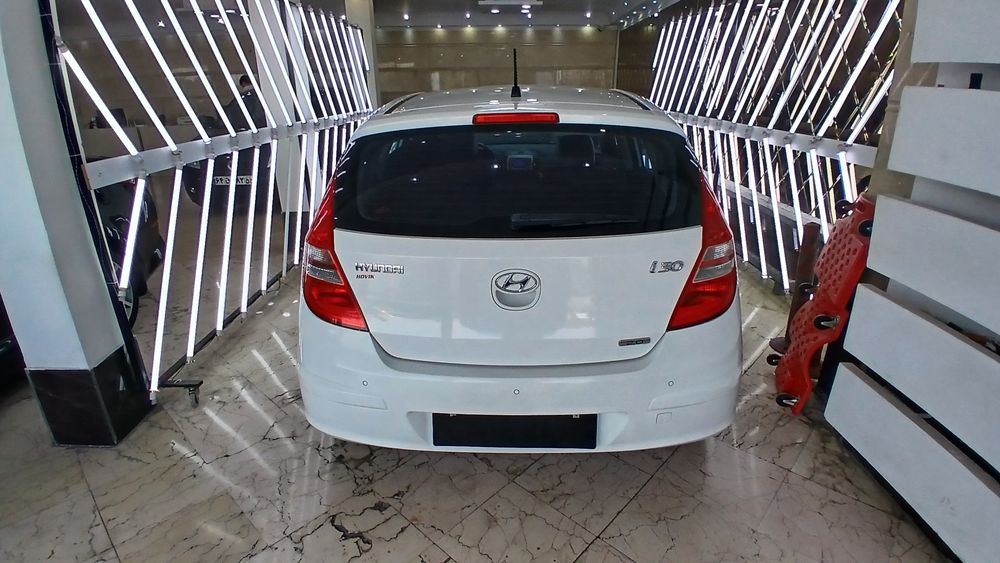 هیوندای-i30-2012