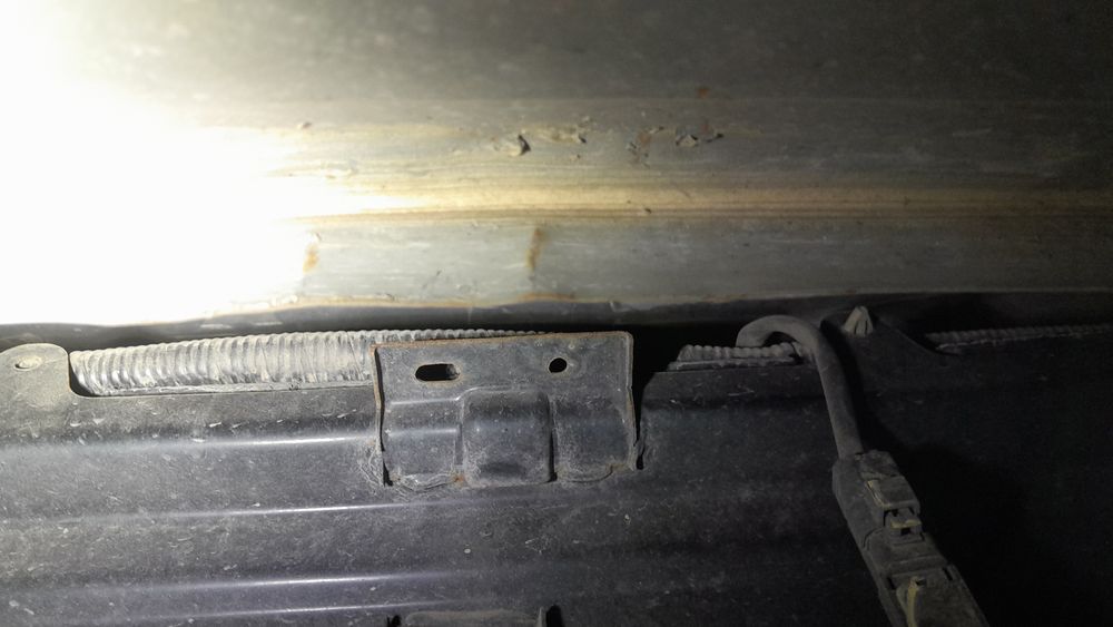 defect-car-جک-S 5-1397