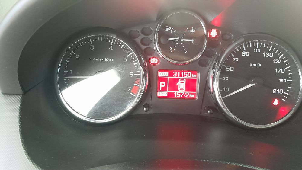 پژو-207-1402