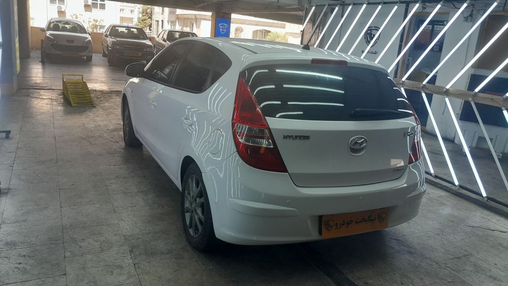 هیوندای-i30-2012