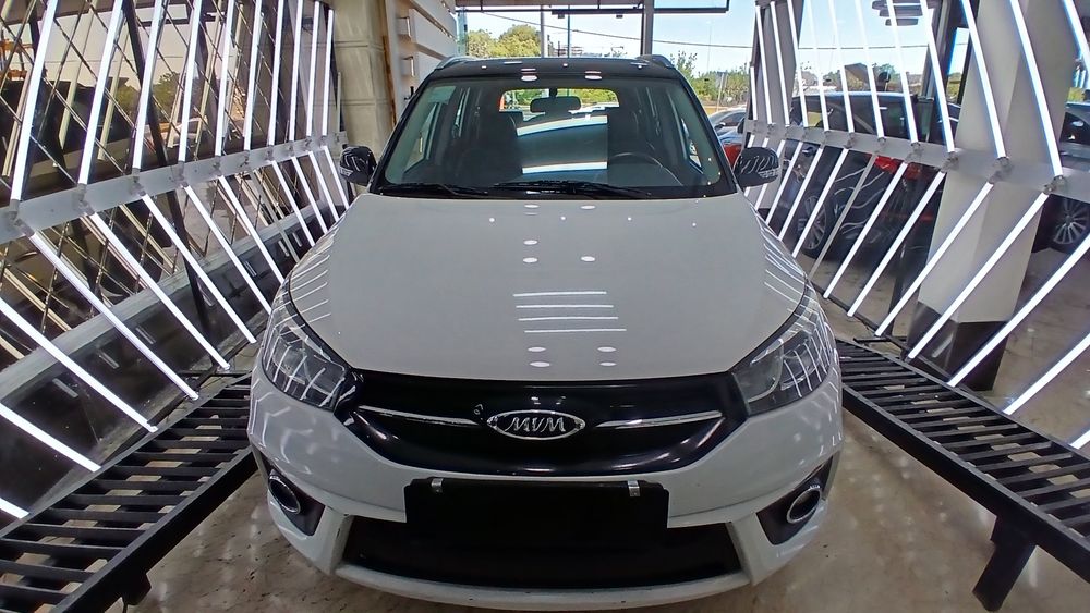 ام وی ام-X33 S-1400