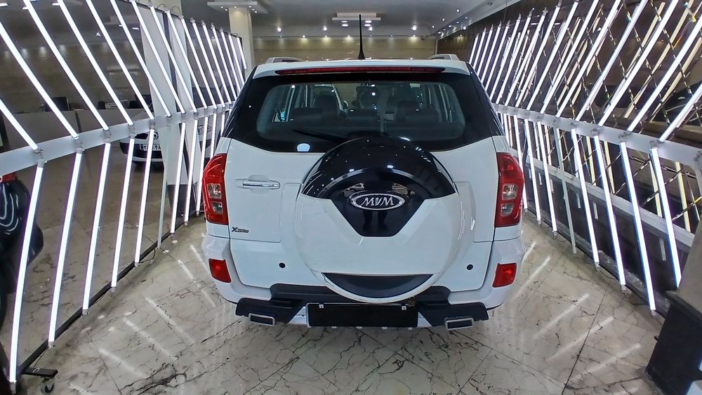 ام وی ام-X33 S-1400