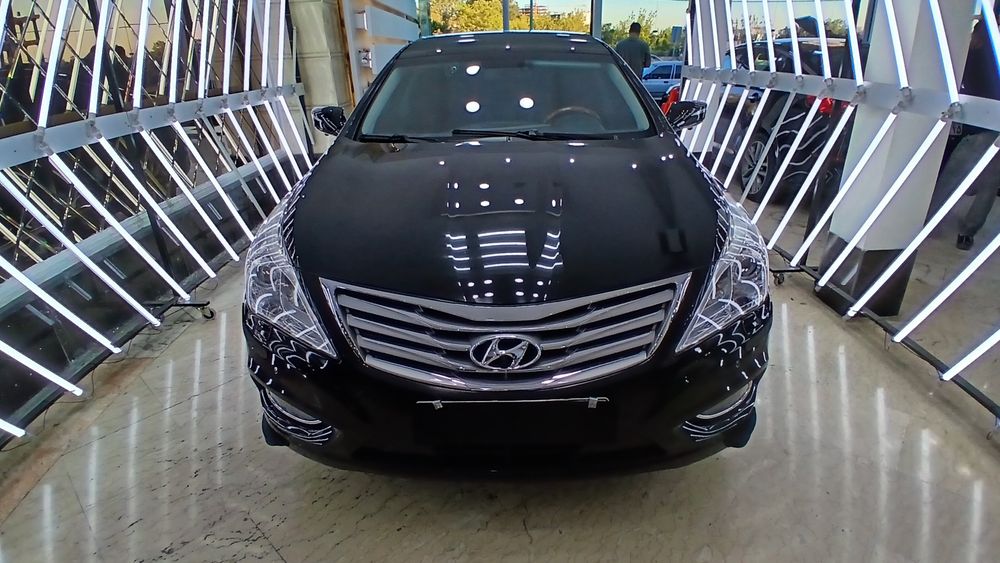 هیوندای-آزرا-2013