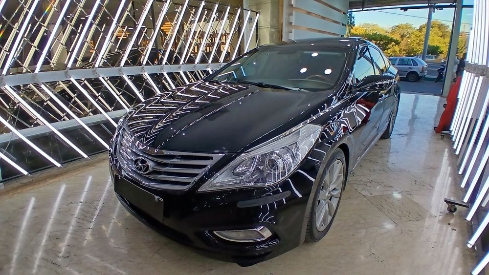 هیوندای-آزرا-2013