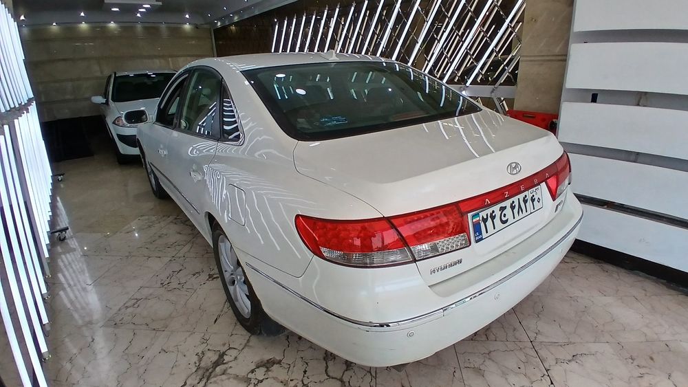 هیوندای-آزرا-2008