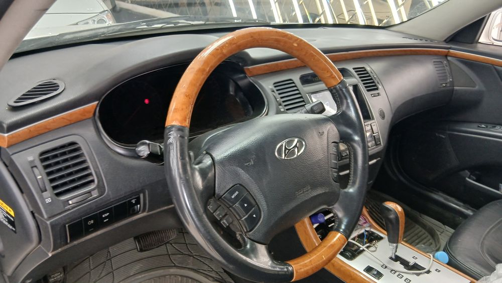 هیوندای-آزرا-2008