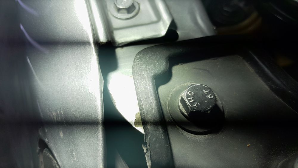 defect-car-کیا-سراتو-2011