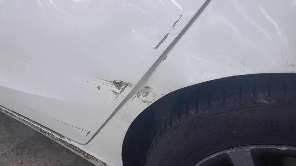 defect-car-چانگان-EADO-2015