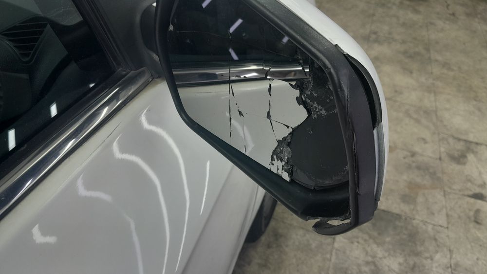 defect-car-چانگان-EADO-2015